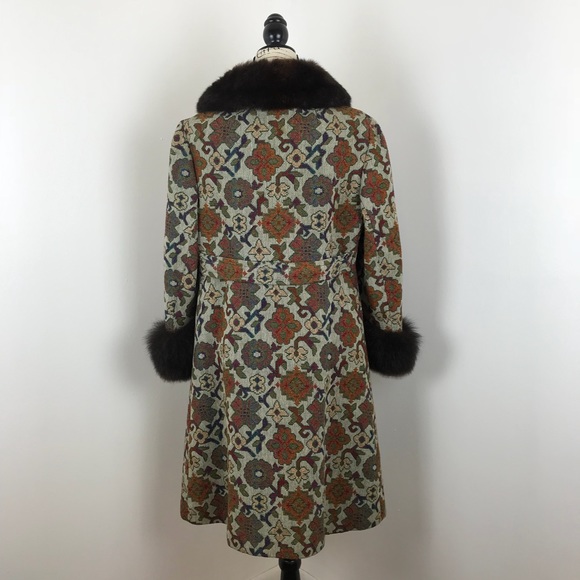 Vintage 1960’s tapestry jacket fur cuffs boho - Picture 4 of 8